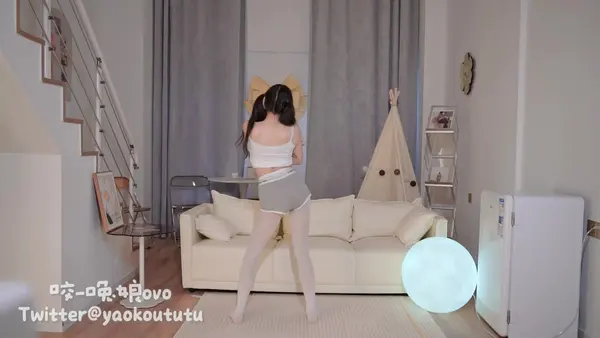 300里程碑 Gentlenman - 咬一口兔娘